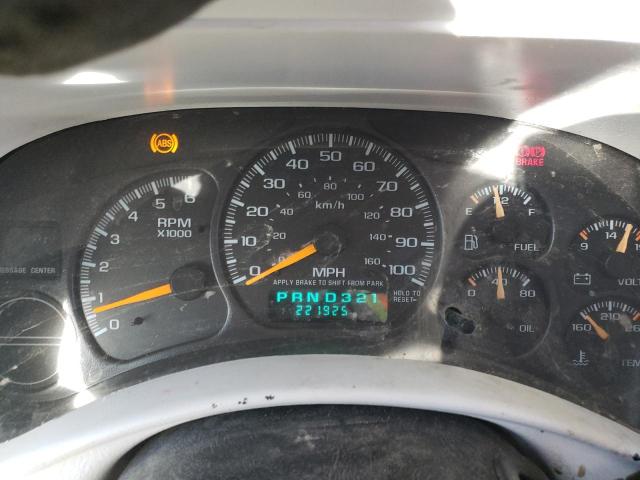 Photo 9 from auction – 2000 CHEVROLET SILVERADO4 with VIN 2GCEC19V8Y1235876