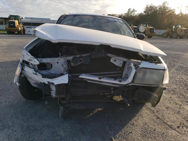 Photo 5 from auction – 2009 FORD CROWN VICT with VIN 2FAHP71V79X116978