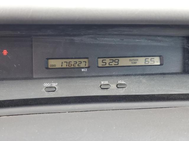 Photo 9 from auction – 2002 TOYOTA AVALON XL with VIN 4T1BF28B92U223671