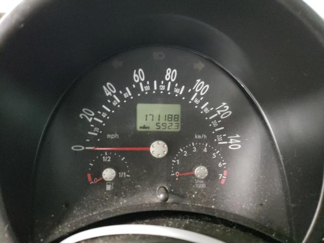 Photo 9 from auction – 2001 VOLKSWAGEN NEW BEETLE with VIN 3VWCB21C31M464388