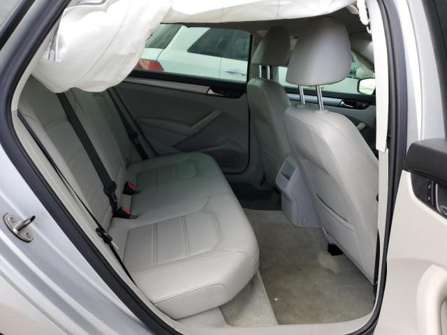 Photo 10 from auction – 2014 VOLKSWAGEN PASSAT S with VIN 1VWAT7A34EC069421