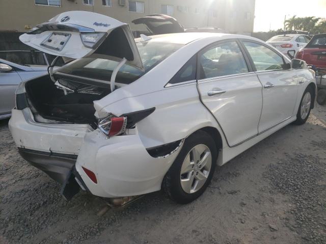 Photo 3 from auction – 2011 HYUNDAI SONATA HYB with VIN KMHEC4A48BA007535