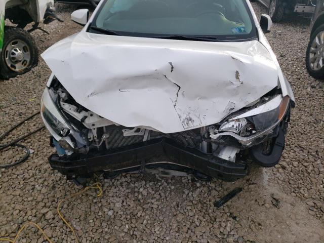 Photo 11 from auction – 2014 TOYOTA COROLLA L with VIN 2T1BURHE4EC134685