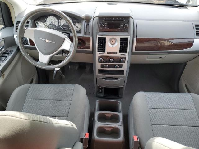 Zdjęcie 8 z aukcji – 2010 CHRYSLER TOWN & COU z VIN 2A4RR5D13AR235877