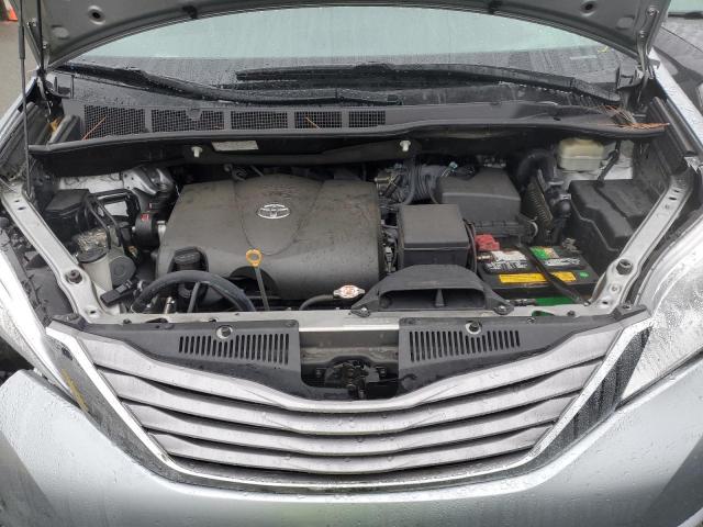 Photo 12 from auction – 2017 TOYOTA SIENNA XLE with VIN 5TDYZ3DC0HS768519