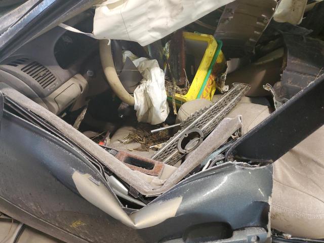 Photo 7 from auction – 2003 TOYOTA CAMRY LE with VIN 4T1BF30K63U554257