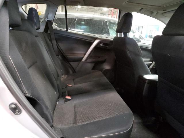 Photo 11 from auction – 2017 TOYOTA RAV4 XLE with VIN 2T3RFREV1HW614951