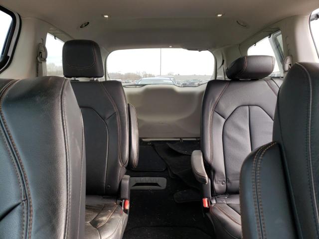 Photo 10 from auction – 2018 CHRYSLER PACIFICA T with VIN 2C4RC1BG3JR186381