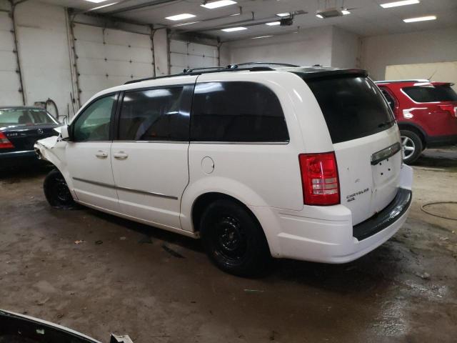 Photo 2 from auction – 2010 CHRYSLER TOWN & COU with VIN 2A4RR5DX1AR194735