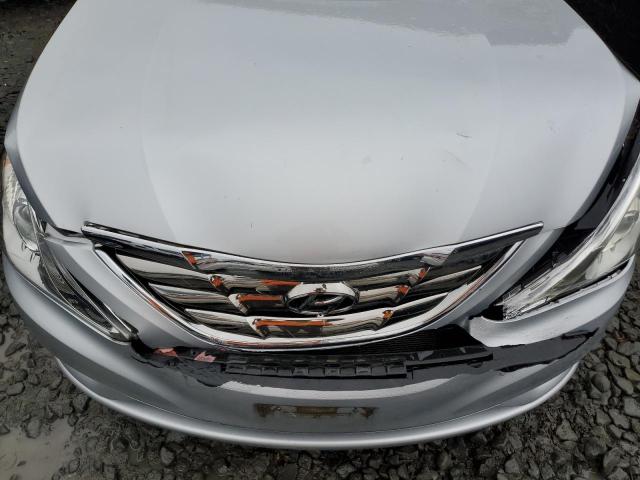 Photo 11 from auction – 2012 HYUNDAI SONATA SE with VIN 5NPEC4AC9CH332393