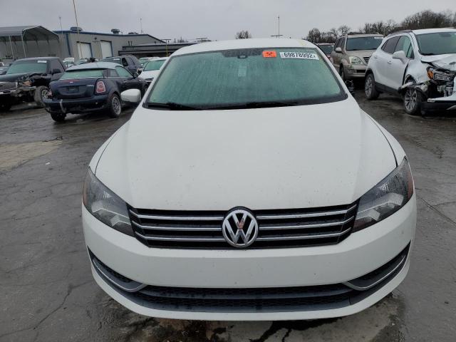 Photo 5 from auction – 2014 VOLKSWAGEN PASSAT S with VIN 1VWAT7A32EC121063