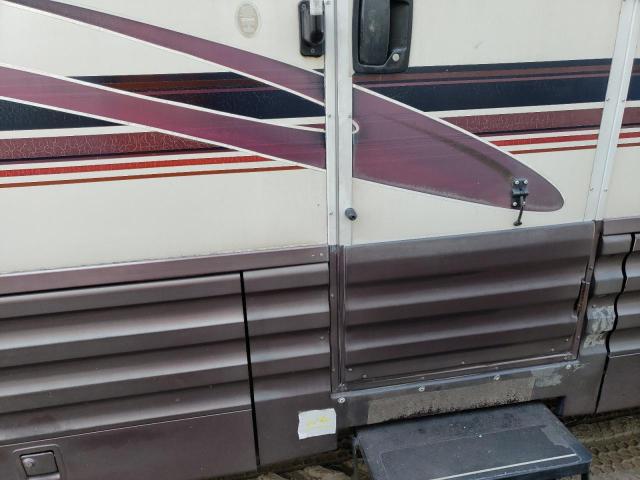 Photo 9 from auction – 1999 FORD F550 with VIN 3FCNF53S1XJA24489