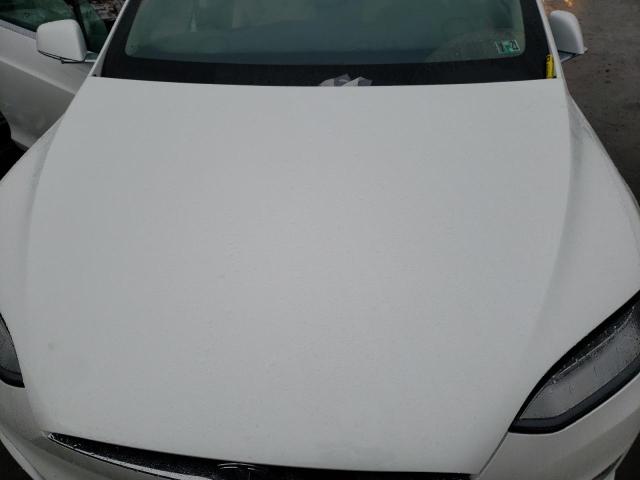 Photo 11 from auction – 2019 TESLA MODEL X with VIN 5YJXCDE42KF183110