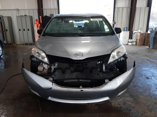 Photo 5 from auction – 2015 TOYOTA SIENNA with VIN 5TDZK3DC4FS682233