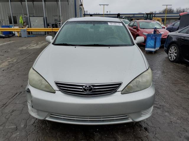 Photo 5 from auction – 2005 TOYOTA CAMRY LE with VIN 4T1BE32K65U044221