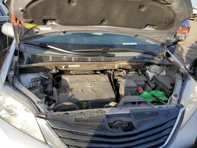 Photo 12 from auction – 2012 TOYOTA SIENNA LE with VIN 5TDJK3DC2CS032289