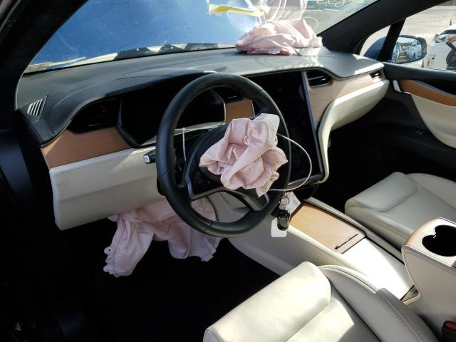 Photo 8 from auction – 2020 TESLA MODEL X with VIN 5YJXCAE26LF300699