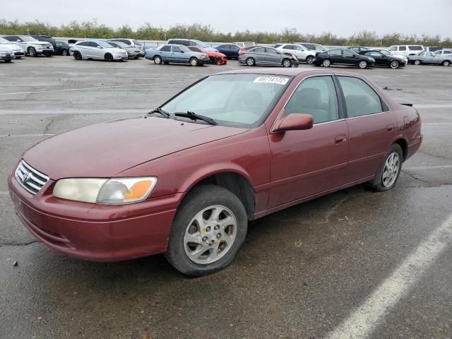 TOYOTA CAMRY CE 2000 with VIN JT2BG22K7Y0421863 - Photo from auction
