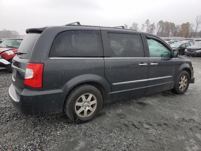 Photo 3 from auction – 2012 CHRYSLER TOWN & COU with VIN 2C4RC1BG1CR118082
