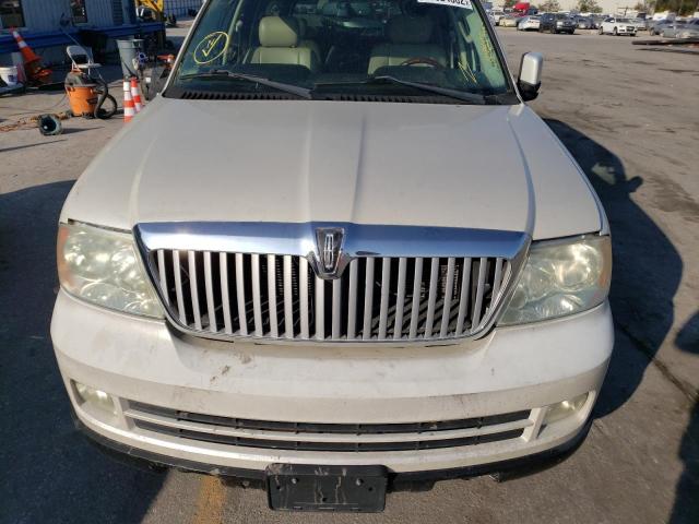 Photo 12 from auction – 2006 LINCOLN NAVIGATOR with VIN 5LMFU27546LJ24459