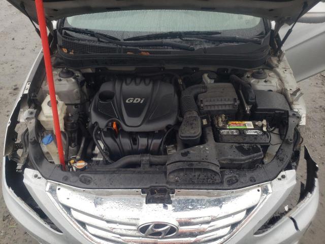 Photo 11 from auction – 2011 HYUNDAI SONATA SE with VIN 5NPEC4AC4BH241210