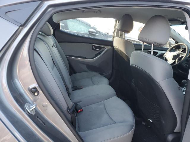 Photo 10 from auction – 2012 HYUNDAI ELANTRA GL with VIN 5NPDH4AE3CH074743