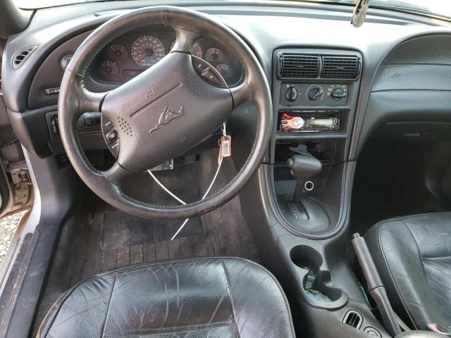 صورة رقم 8 من المزاد - 2000 FORD MUSTANG مع VIN 1FAFP4445YF233428