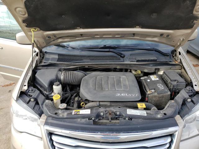 Photo 11 from auction – 2013 CHRYSLER TOWN & COU with VIN 2C4RC1BG5DR677801