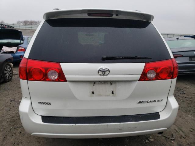 Photo 6 from auction – 2010 TOYOTA SIENNA XLE with VIN 5TDYK4CC7AS301129