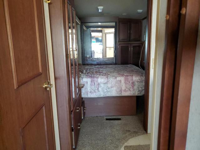 Photo 6 from auction – 2003 WINNEBAGO ADVENTURER with VIN 5B4MP67G133357859