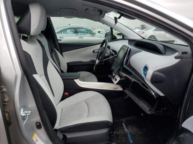 Photo 7 from auction – 2017 TOYOTA PRIUS PRIM with VIN JTDKARFP1H3003417