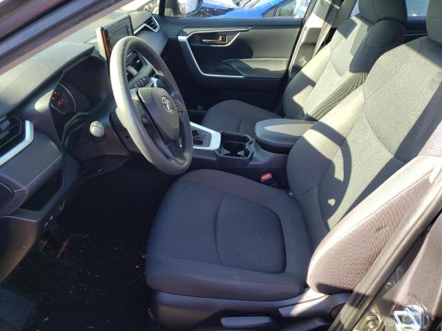 Photo 7 from auction – 2019 TOYOTA RAV4 LE with VIN JTMF1RFVXKD020640