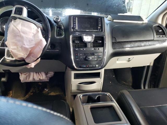 Photo 8 from auction – 2015 CHRYSLER TOWN & COU with VIN 2C4RC1BG3FR565503