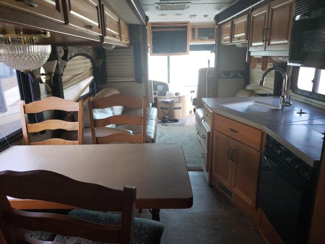 Photo 5 from auction – 2005 FLEE BOUNDER with VIN 4UZAAHDC14CN57021