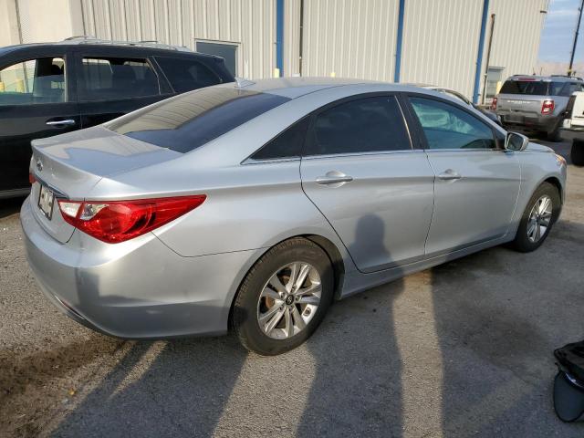 Photo 3 from auction – 2013 HYUNDAI SONATA GLS with VIN 5NPEB4AC7DH753209