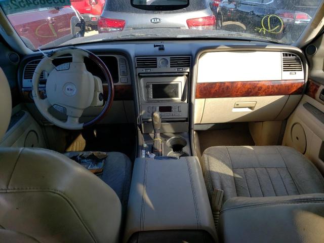 Photo 8 from auction – 2004 LINCOLN NAVIGATOR with VIN 5LMFU27R94LJ41631
