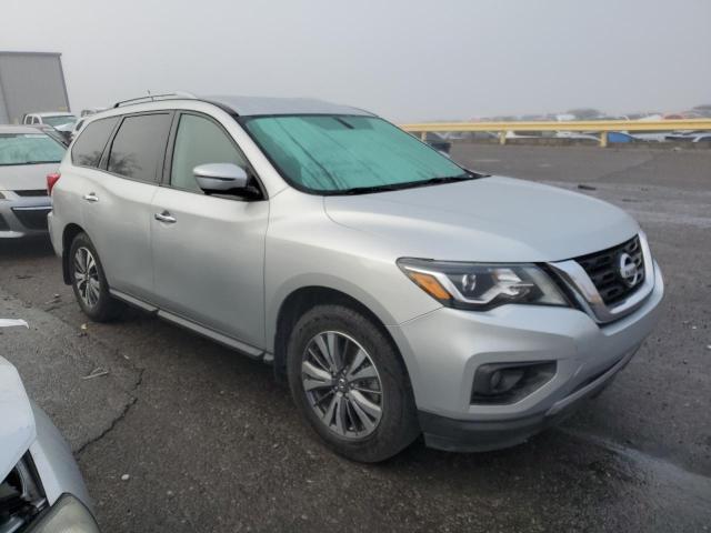 Photo 4 from auction – 2017 NISSAN PATHFINDER with VIN 5N1DR2MN1HC605031