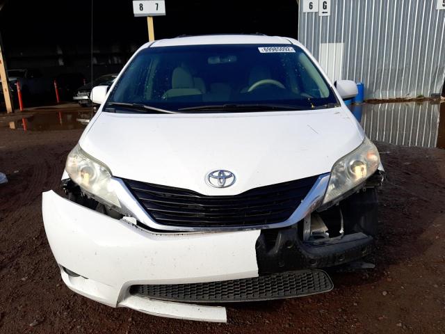 Zdjęcie 5 z aukcji – 2012 TOYOTA SIENNA LE z VIN 5TDKK3DC0CS212827
