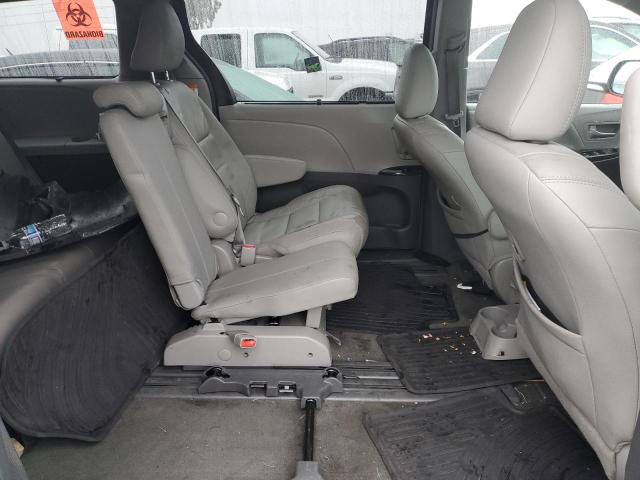 Photo 11 from auction – 2017 TOYOTA SIENNA XLE with VIN 5TDYZ3DC0HS768519