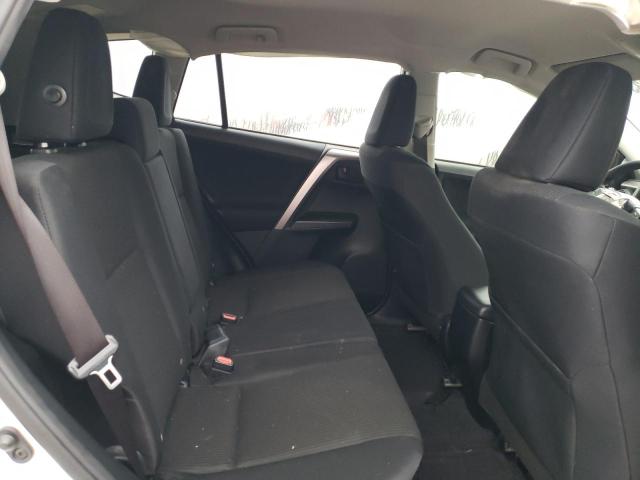 Photo 11 from auction – 2017 TOYOTA RAV4 LE with VIN JTMZFREV2HJ719965