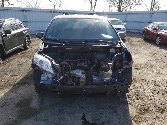 Photo 5 from auction – 2015 TOYOTA SIENNA LE with VIN 5TDJK3DC1FS096716