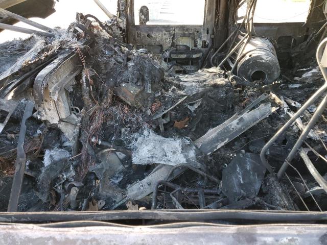 Photo 7 from auction – 2004 HUMMER H1 HMCS with VIN 137FA84324E211870