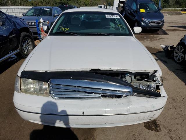 Photo 5 from auction – 2003 FORD CROWN VICT with VIN 2FAFP73W93X154913