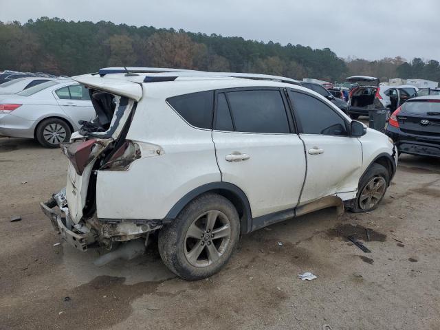 Photo 3 from auction – 2015 TOYOTA RAV4 XLE with VIN JTMWFREV3FD076413