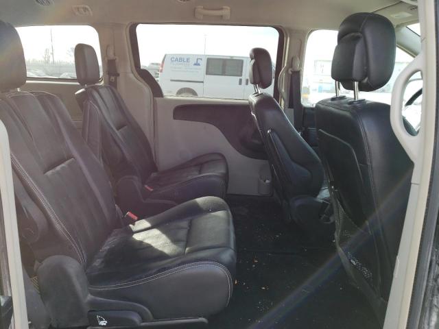 Photo 11 from auction – 2012 CHRYSLER TOWN & COU with VIN 2C4RC1BG1CR188407