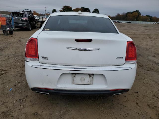 Photo 6 from auction – 2019 CHRYSLER 300 TOURIN with VIN 2C3CCAAG3KH542489