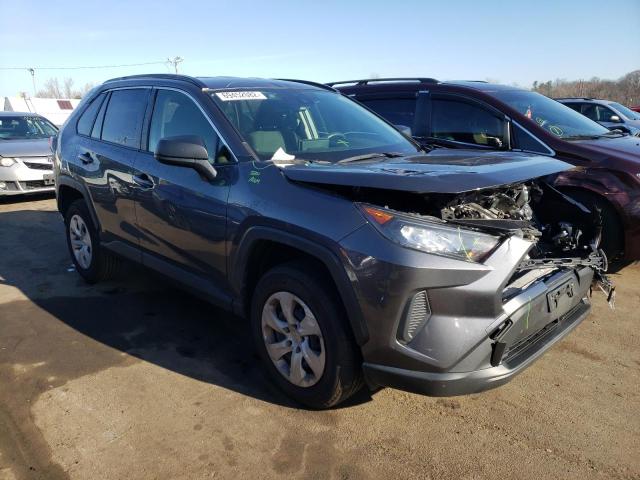 Photo 4 from auction – 2019 TOYOTA RAV4 LE with VIN JTMF1RFVXKD020640