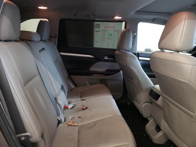Photo 10 from auction – 2017 TOYOTA HIGHLANDER with VIN 5TDKZRFH1HS511838