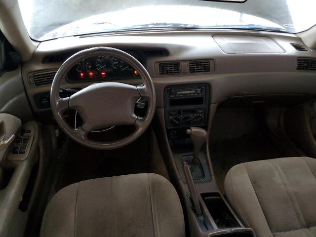 Photo 8 from auction – 1998 TOYOTA CAMRY CE with VIN 4T1BF28K7WU044180