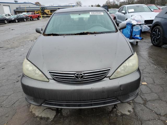 Photo 5 from auction – 2005 TOYOTA CAMRY LE with VIN 4T1BE32K25U993023